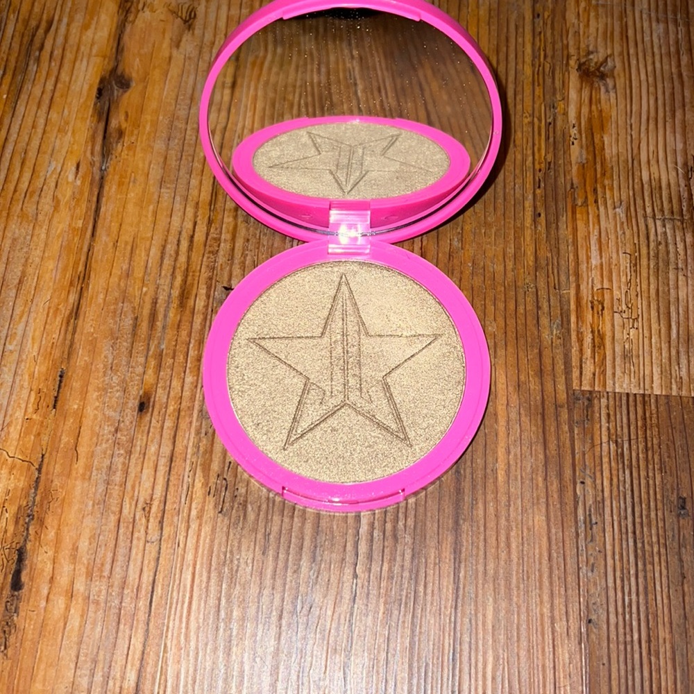 Jeffree star So F***ing Gold skin frost highlighter